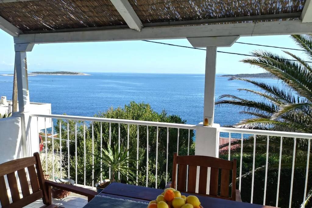 Vila Getaway House Gundula Podstrazje Exteriér fotografie